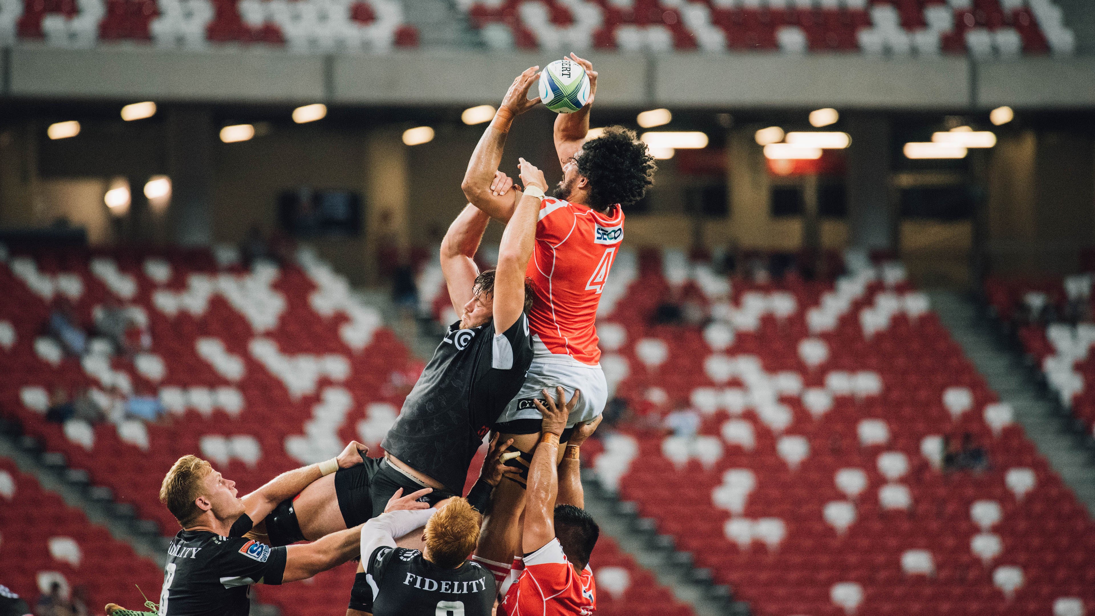 _户外水上漂流：自然探险的极致体验_，水上户外用品